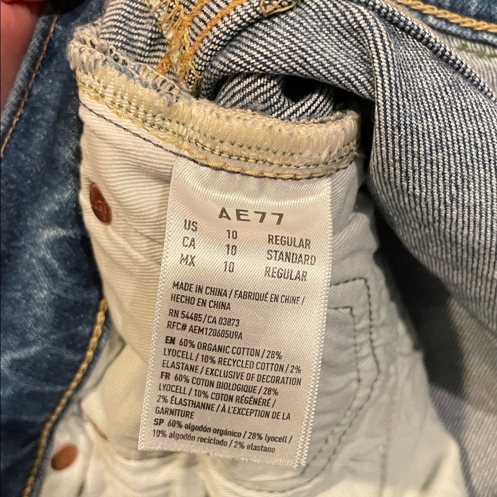 AE77 Straight Crop Jeans - Picture 6 of 9